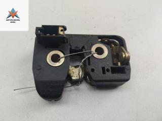 замок багажника Volkswagen Golf 3 поколение 1997, хетчбэк 3 дв., 1H6827505B