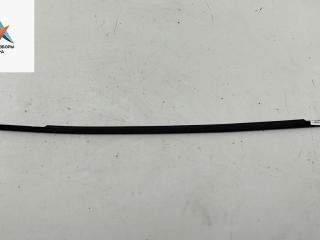 Молдинг стекла двери наружный Skoda Fabia 2 поколение (5J) [рестайлинг] 2011, 1.2 л., бензин, МКПП, серый, универсал