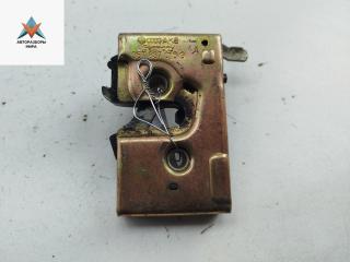 замок двери передней правой Volkswagen Passat B4 1995, 1.6 л., бензин, МКПП, синий, универсал, 357837016G