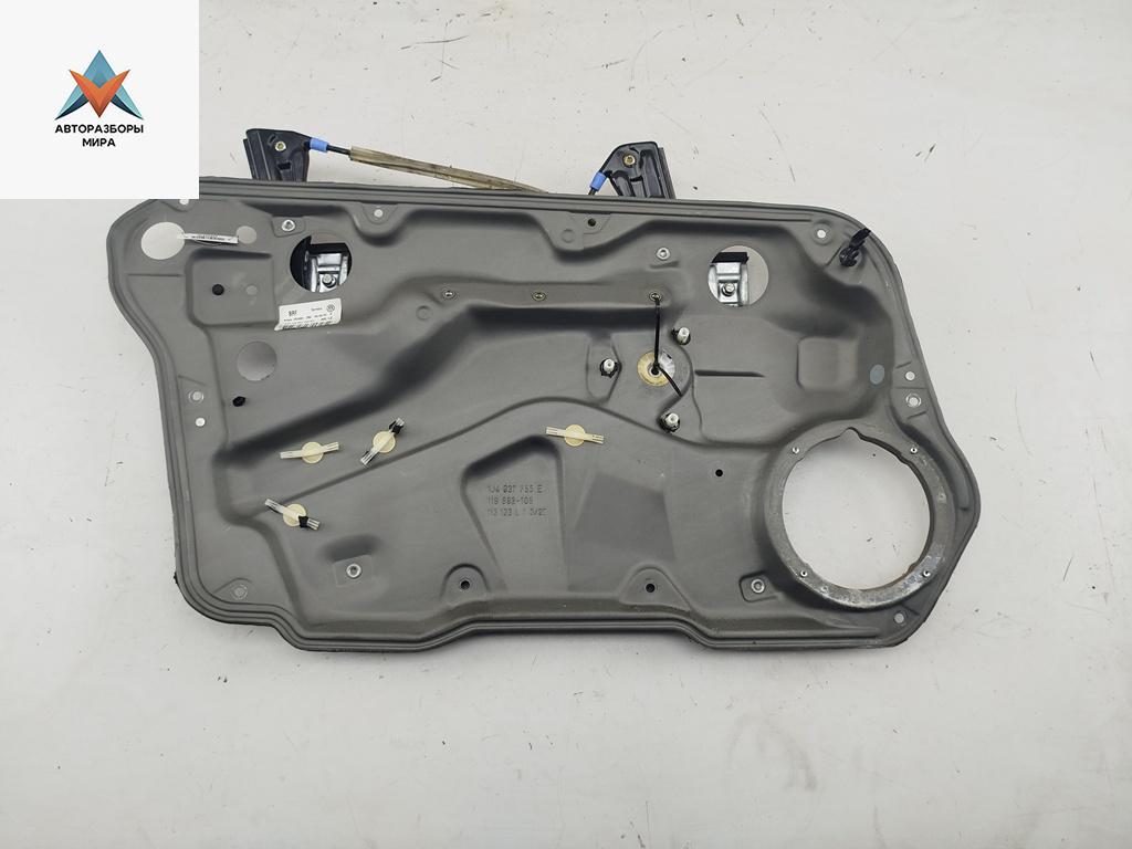 стеклоподъемник электрический передний левый Volkswagen Bora 1 поколение 2003, 2.0 л., бензин, МКПП, серый, седан, 1J4837755E - фото №1