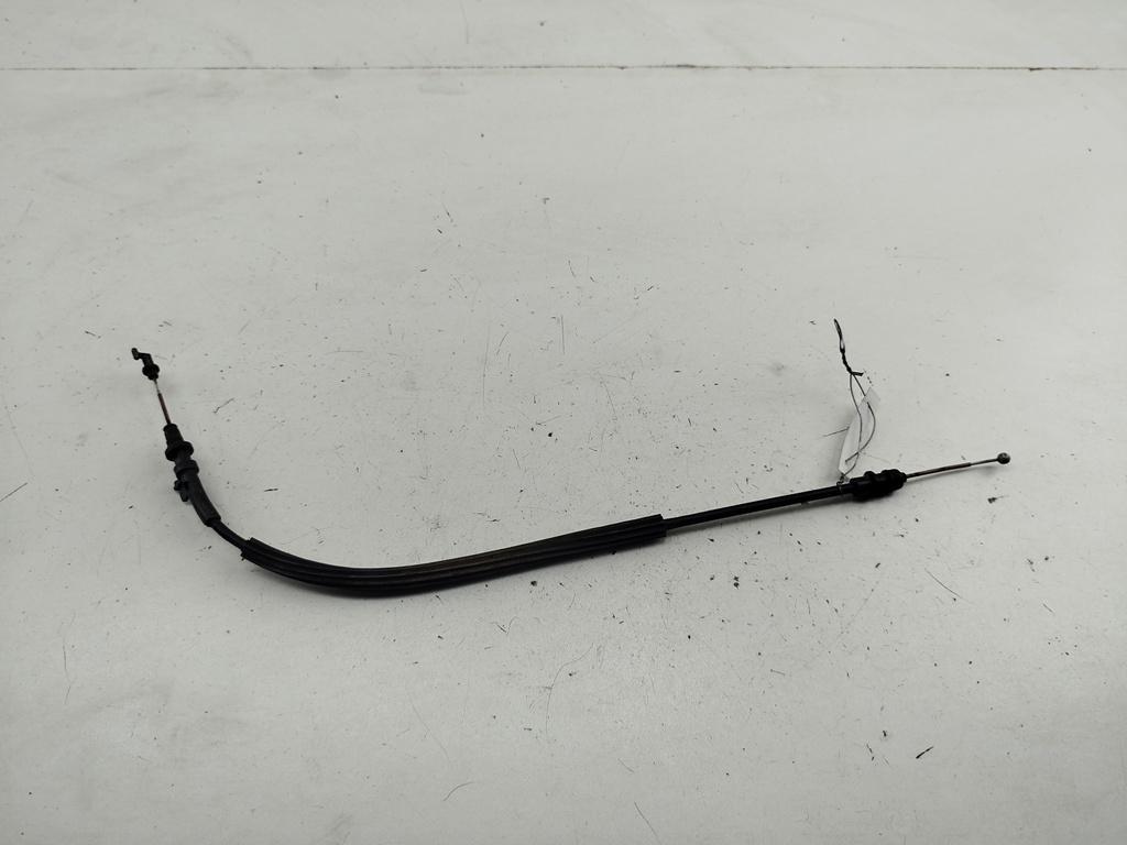 трос двери Volkswagen Passat B6 2006, 2.0 л., дизель, МКПП, чёрный, универсал, 3C0837017