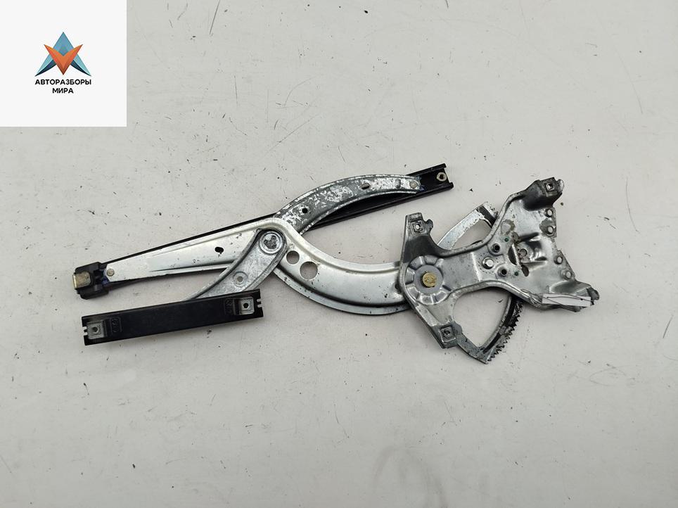 стеклоподъемник электрический передний правый Volkswagen Passat B4 1995, 1.6 л., бензин, МКПП, синий, универсал, 3A0837402D - фото №1