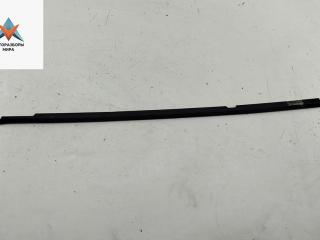 Молдинг стекла двери задней левой наружный Skoda Fabia 2 поколение (5J) [рестайлинг] 2011, 1.2 л., бензин, МКПП, серый, универсал, 5J9839477