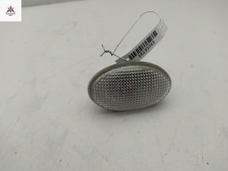 повторитель передний левый Mercedes-Benz A-Класс W168 1997, 1.6 л., бензин, МКПП, чёрный, хетчбэк 5 дв.