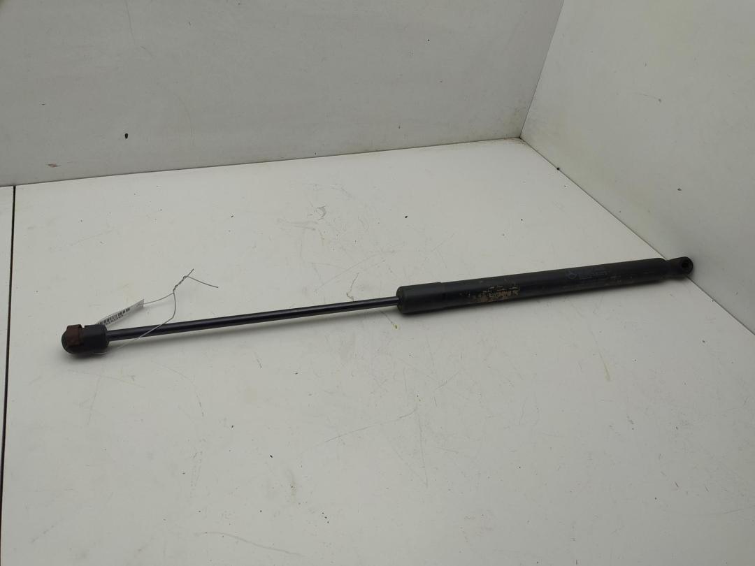амортизатор крышки багажника (3-5 двери) Mercedes-Benz B W245 2005, 2.0 л., дизель, МКПП, серый, минивэн, 1699800864