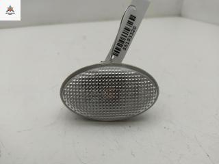 повторитель передний левый Mercedes-Benz A-Класс W168 1999, 1.6 л., бензин, МКПП, чёрный, хетчбэк 5 дв.