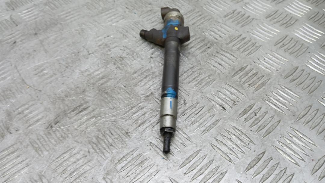 форсунка Citroen Jumper 2 поколение 2008, 2.2 л., дизель, МКПП, микроавтобус, 6C1Q9K546AC - фото №1