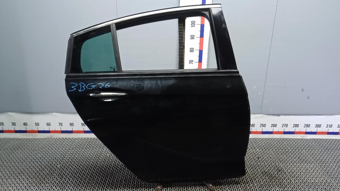 дверь задняя правая Opel Insignia 2 поколение (B) 2017, 1.6 л., дизель, МКПП, хетчбэк 5 дв. - фото №1