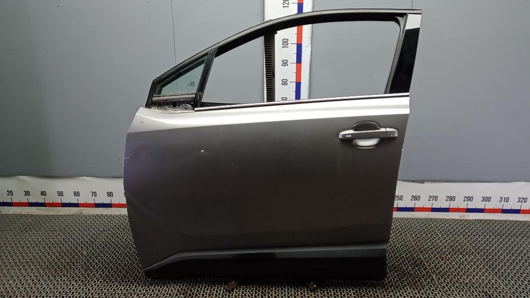 дверь передняя левая Toyota C-HR 1 поколение 2017, 1.2 л., бензин, МКПП - фото №1