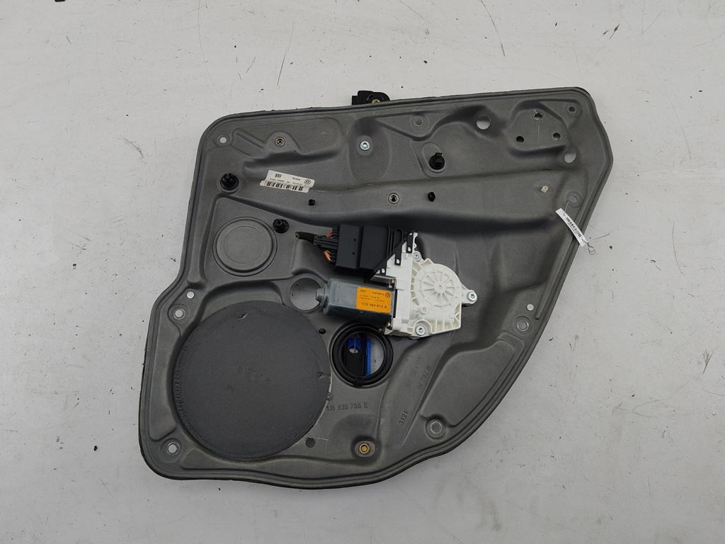 стеклоподъемник электрический задний правый Volkswagen Bora 2003, 2.0 л., бензин, МКПП, серый, седан, 1C0959812A