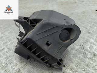 корпус воздушного фильтра Audi A6 4B/C5 1998, 2.4 л., бензин, МКПП, зелёный, седан, 078133835AK