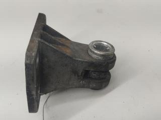 кронштейн переднего бампера Audi A6 4A/C4 1996, 2.5 л., дизель, МКПП, красный, универсал, 4A0807129D