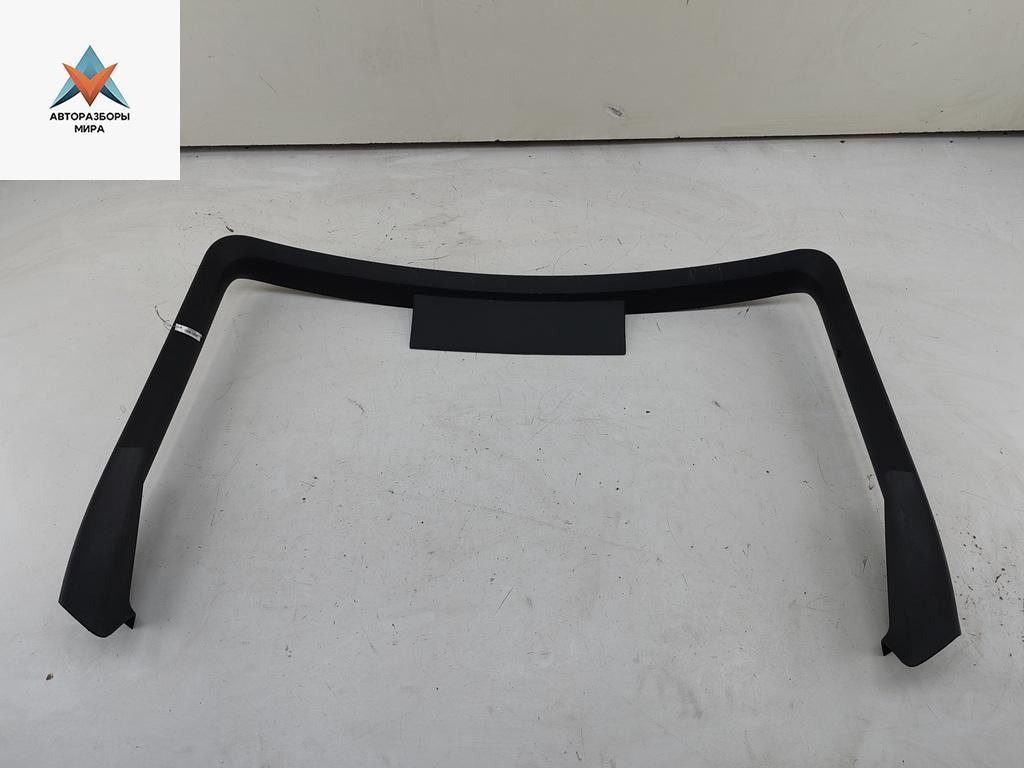 обшивка крышки багажника Skoda Octavia mk3 (A7 5E) 2014, 1.4 л., бензин, МКПП, коричневый, хетчбэк 5 дв., 5E5867605 - фото №1