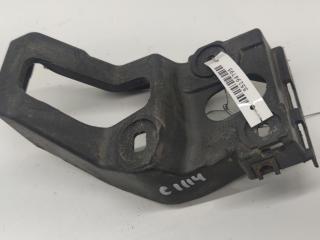 кронштейн (крепление) Audi A4 B7 2006, 2.0 л., бензин, АКПП, серый, универсал, 8E0853922D