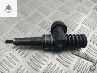 форсунка Volkswagen Passat B6 2007, 2.0 л., дизель, МКПП, коричневый, универсал, 038130073BQ