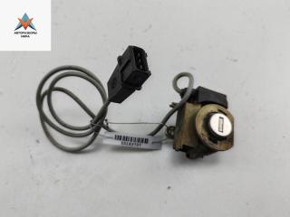 личинка дверного замка Audi A4 B5 1997, 1.6 л., бензин, МКПП, серый, седан