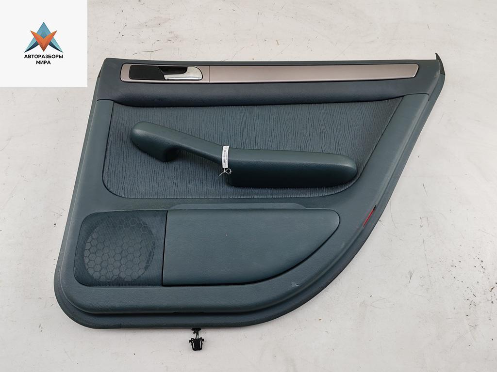 обшивка двери задняя правая Audi A6 4B/C5 1998, 2.8 л., бензин, МКПП, серый, седан, 4B0867306 - фото №1