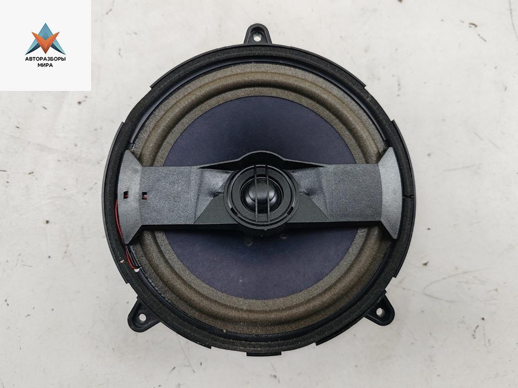 динамик двери Audi A4 B5 1997, 2.6 л., бензин, МКПП, серый, универсал, 8D9035412B - фото №1