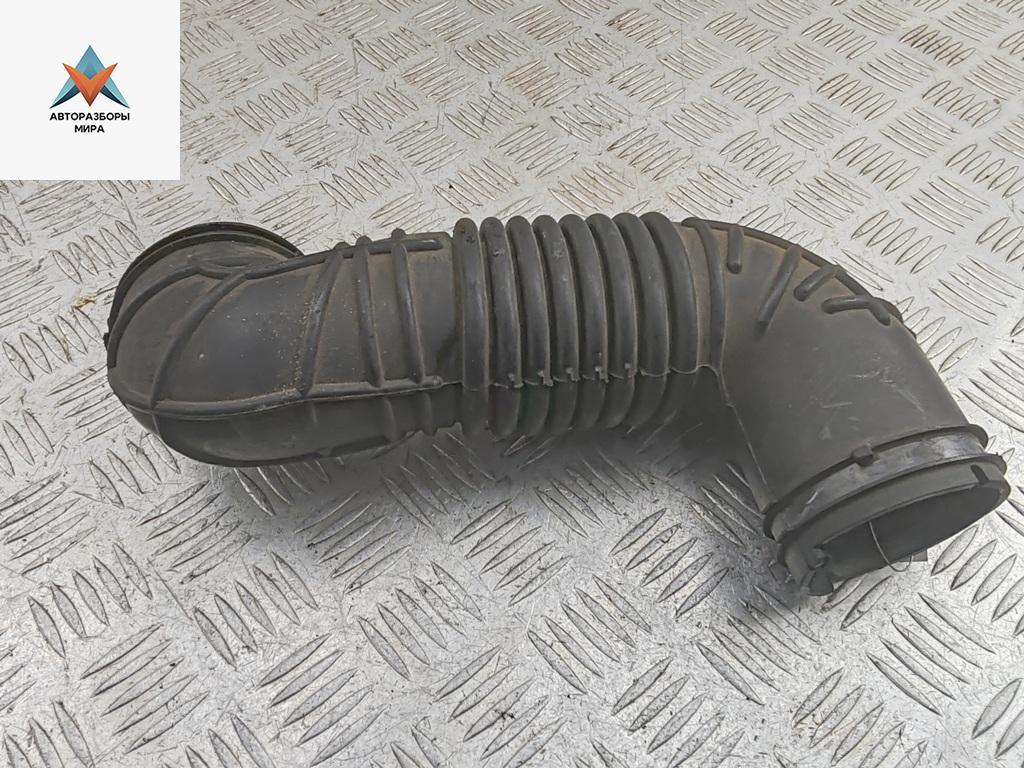 гофра инжектора Ford Mondeo 3 поколение 2001, 1.8 л., бензин, МКПП, универсал, 1S719C623AH - фото №1