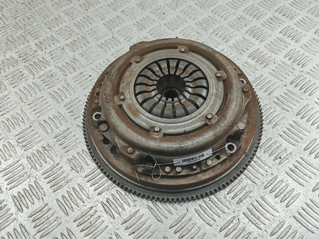 маховик Ford Fiesta 2009, 1.3 л., бензин, МКПП, красный, хетчбэк 3 дв., 96MM6375A1H