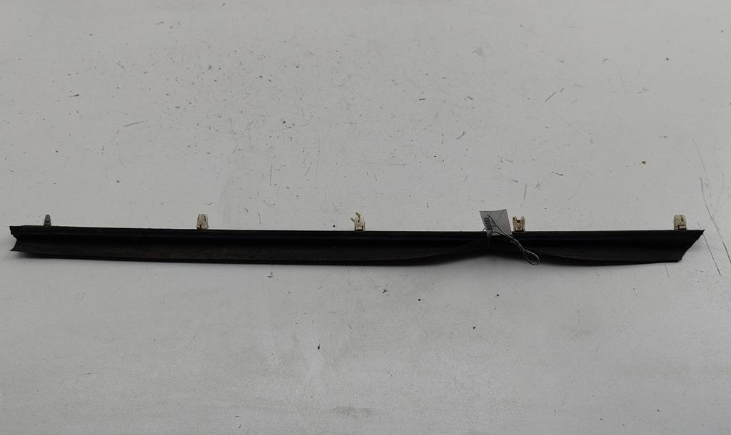 молдинг двери задней правой Mercedes-Benz C W202 1996, 2.0 л., бензин, АКПП, синий, универсал