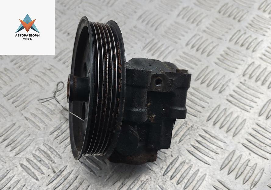 Насос гидроусилителя руля Ford Mondeo 3 поколение 2001, 1.8 л., бензин, МКПП, зелёный, универсал, 1S7Q3A733A - фото №1