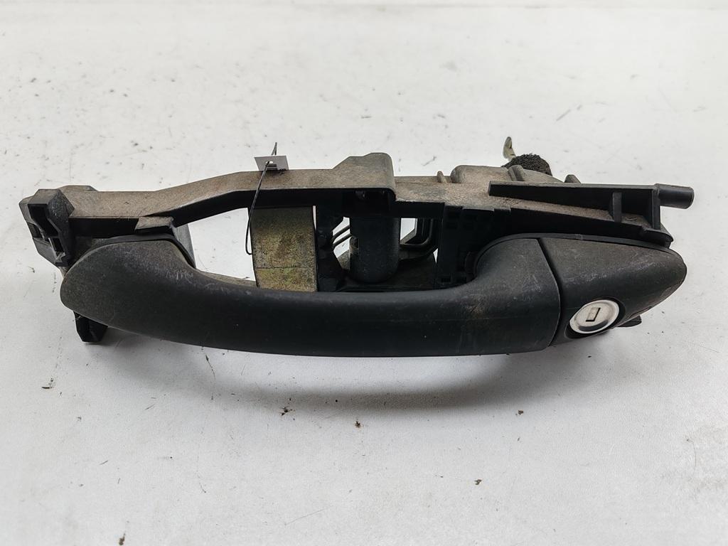 ручка наружная передняя левая Mercedes-Benz C W203 2004, 2.2 л., дизель, МКПП, синий, универсал, 2037600132