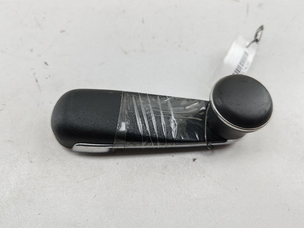 ручка стеклоподъемника Mercedes-Benz C W202 1996, 2.0 л., бензин, МКПП, синий, седан, 2027680036