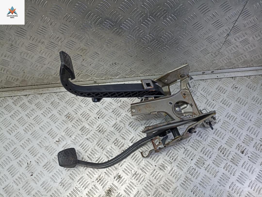 узел педальный (блок педалей) Opel Meriva 1 поколение (A) 2005, 1.6 л., бензин, МКПП, серый, минивэн - фото №1