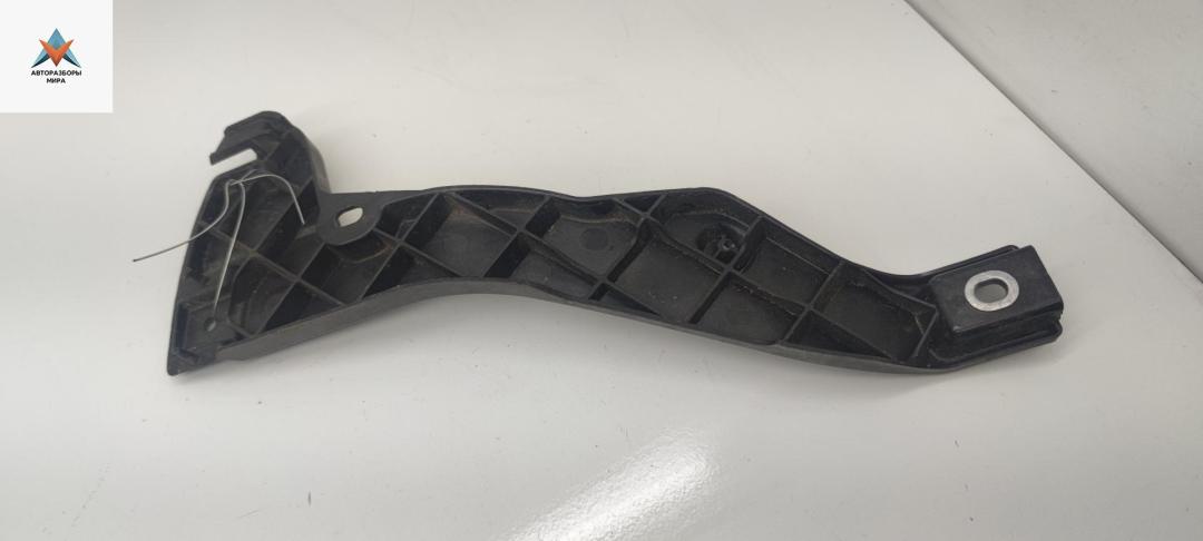 кронштейн заднего бампера Audi A4 B7 2006, 2.0 л., бензин, АКПП, серый, универсал, 8E0807203B - фото №1