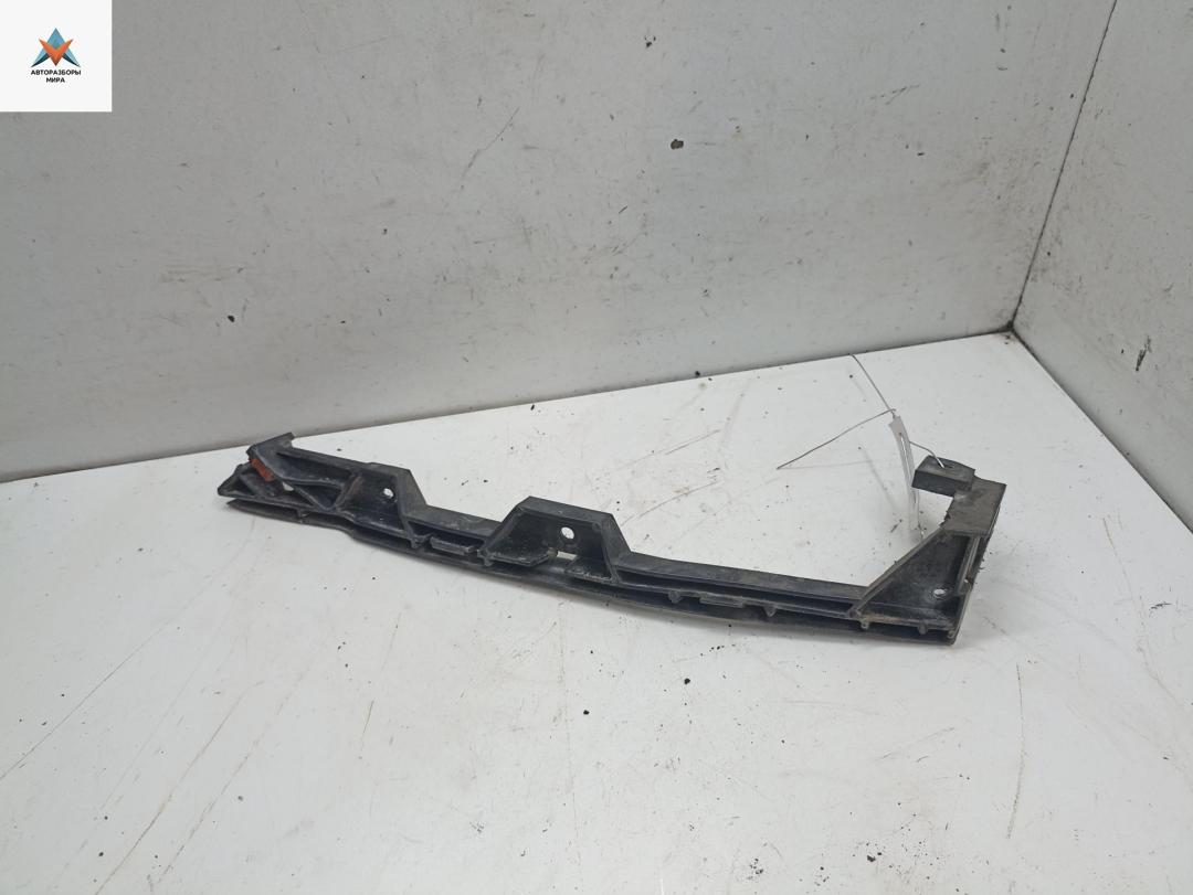 кронштейн переднего бампера Opel Vectra C 2002, 1.8 л., бензин, МКПП, серый, седан, 24401411 - фото №1