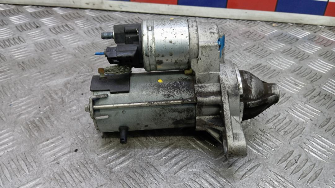 стартер Toyota C-HR 1 поколение 2017, 1.2 л., бензин, МКПП, 281000Y270A - фото №1