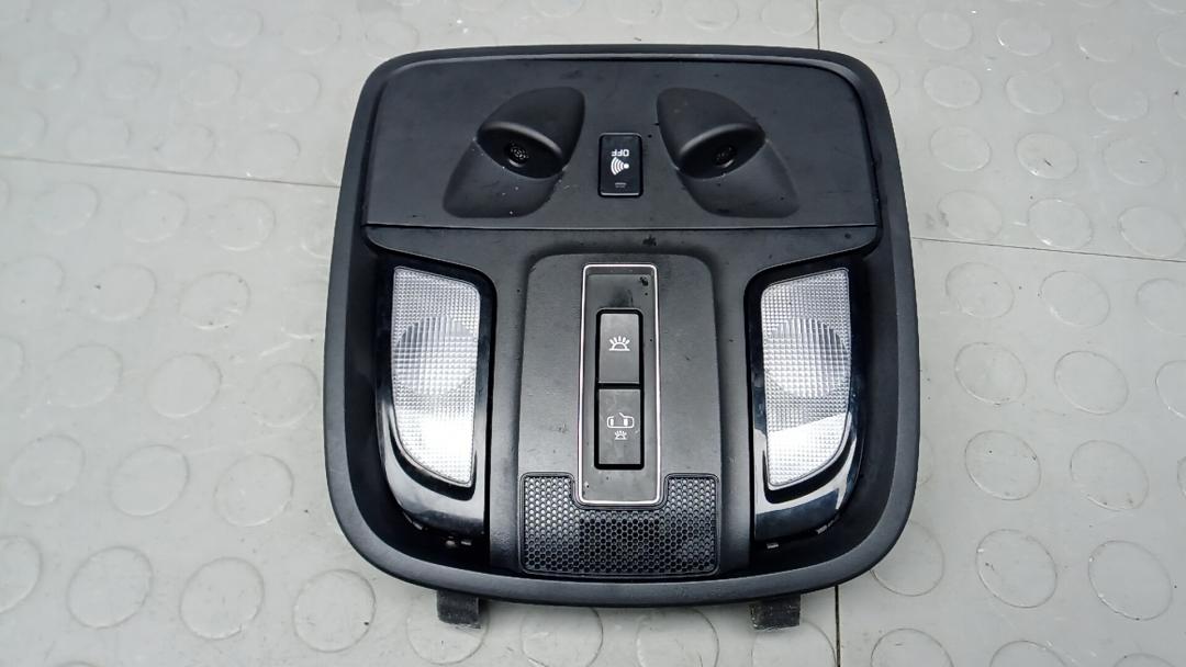 фонарь салона (плафон) Kia Sorento 3 поколение 2015, 2.2 л., дизель, МКПП, внедорожник 5 дв., 92800C5210WK - фото №1