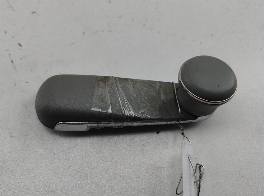 ручка стеклоподъемника Mercedes-Benz C W202 1996, 2.0 л., бензин, АКПП, синий, универсал, 2027680036