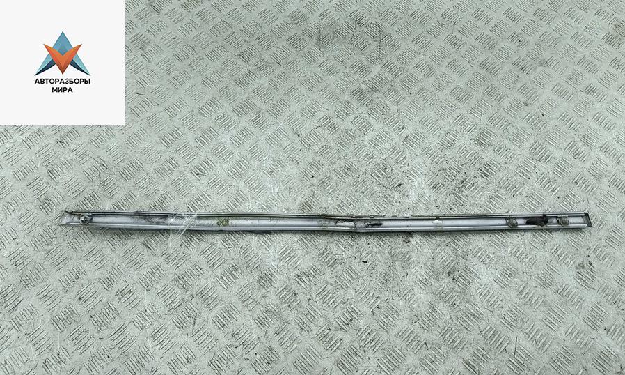 молдинг крыла заднего правого Lancia Zeta 1 поколение 2001, 2.0 л., бензин, АКПП, серый, минивэн - фото №1