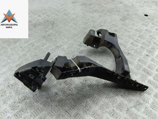 кронштейн заднего бампера Peugeot 308 T7 [рестайлинг] 2011, 1.4 л., бензин, МКПП, серый, универсал, 9681742880