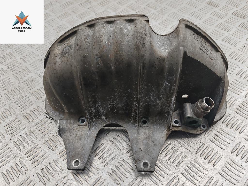 тепловой экран глушителя Volkswagen Bora 1 поколение 2000, 2.0 л., бензин, МКПП, синий, универсал, 06A133228B - фото №1