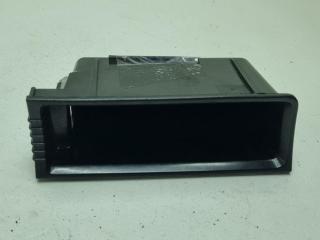 пепельница Volkswagen Passat B6 2008, 2.0 л., дизель, МКПП, чёрный, универсал, 3C0863077