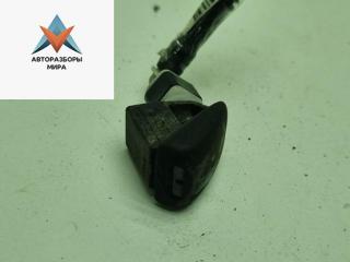 форсунка омывателя лобового стекла Skoda Fabia 2 поколение (5J) 2009, 1.2 л., бензин, МКПП, серый, хетчбэк 5 дв., 5J0955985