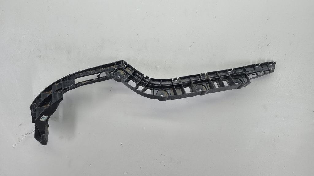 кронштейн заднего бампера Volkswagen Passat B7 2013, 2.0 л., дизель, МКПП, чёрный, универсал, 3AF807394