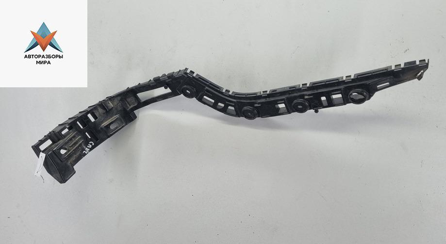 кронштейн заднего бампера Volkswagen Passat B7 2013, 2.0 л., дизель, МКПП, чёрный, универсал, 3AF807393 - фото №1