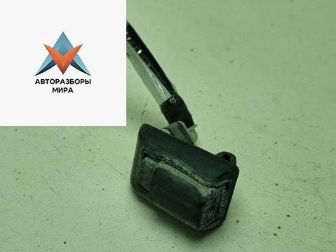 форсунка омывателя лобового стекла Skoda Octavia mk2 (A5 1Z) 2008, 1.9 л., дизель, МКПП, чёрный, хетчбэк 5 дв., 1Z0955985 - фото №1