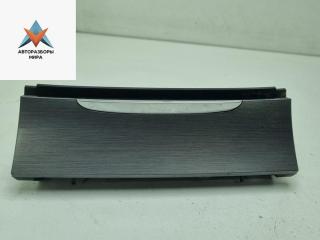 пепельница Volkswagen Passat B7 2013, 2.0 л., дизель, МКПП, чёрный, универсал, 3C0863284K