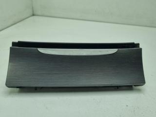 пепельница Volkswagen Passat B7 2013, 2.0 л., дизель, МКПП, чёрный, универсал, 3C0863284K