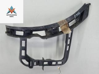 кронштейн заднего бампера Volkswagen Passat B7 2013, 2.0 л., дизель, МКПП, чёрный, универсал, 3AF807377