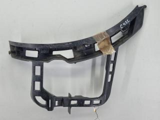 кронштейн заднего бампера Volkswagen Passat B7 2013, 2.0 л., дизель, МКПП, чёрный, универсал, 3AF807377