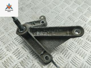 кронштейн КПП Dacia (Renault) Sandero I 2009, 1.4 л., бензин, МКПП, синий, хетчбэк 5 дв., 8200043084