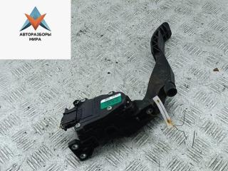 педаль Volkswagen Golf 4 поколение 2002, 1.4 л., бензин, МКПП, чёрный, хетчбэк 5 дв.