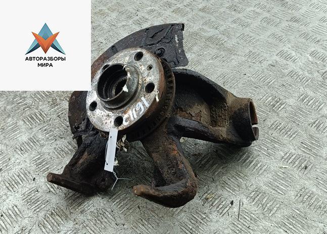 ступица передняя правая Volkswagen Bora 1 поколение 2003, 2.0 л., бензин, МКПП, серый, седан - фото №1