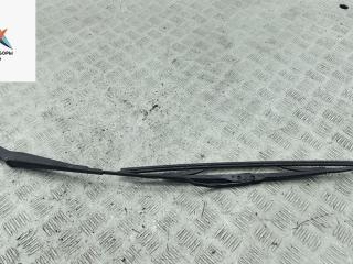 Щеткодержатель (поводок стеклоочистителя) передний Volkswagen Passat B3 1993, 1.8 л., бензин, МКПП, серый, универсал